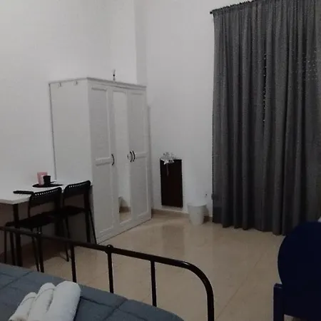 Nancy Bed & Breakfast *