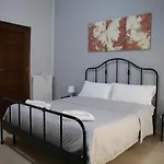 Nancy Panzió Nápoly