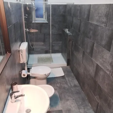 Nancy Nocleg ze śniadaniem