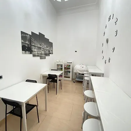 Nocleg ze śniadaniem Nancy Neapol